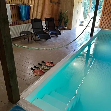 Of Oasis - Indoorpool, Sauna, Naturteich Surwold