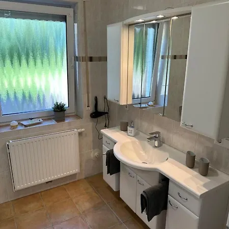 Of Oasis - Indoorpool, Sauna, Naturteich